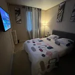 Apartment Champions Deluxe Sarcelles