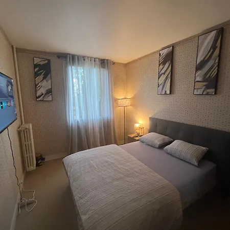 Apartment Champions Deluxe