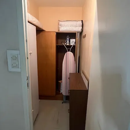 Apartment Champions Deluxe