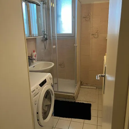Apartment Champions Deluxe *