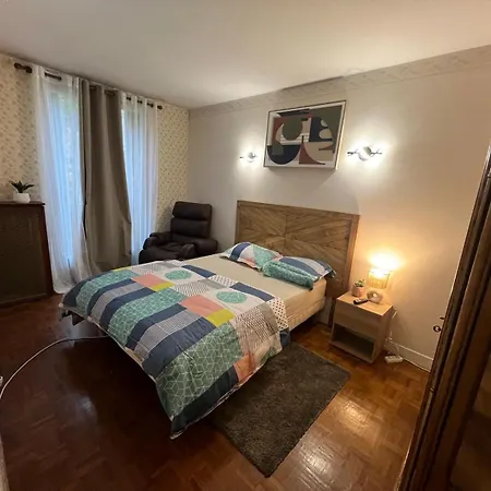 Apartment Champions Deluxe