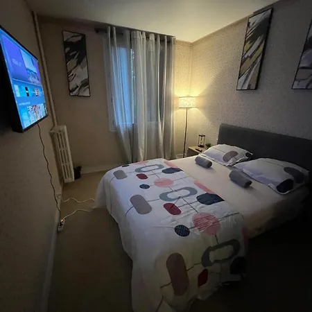 Apartment Champions Deluxe Sarcelles
