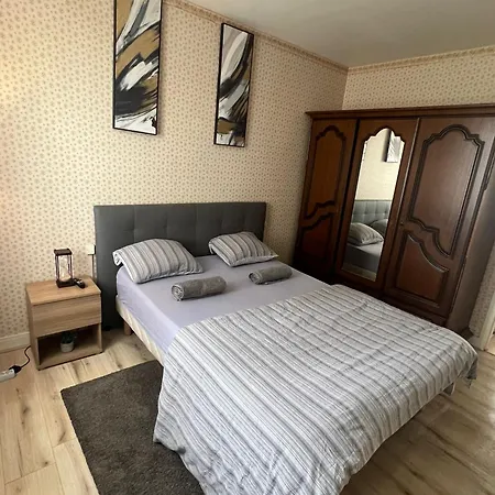 Champions Deluxe Apartment *